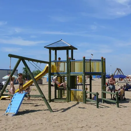 Ferienhaus Fuer 4 Personen Ca 30 Qm In Bibione, Adriakueste Italien Und Umgebung * Bibione