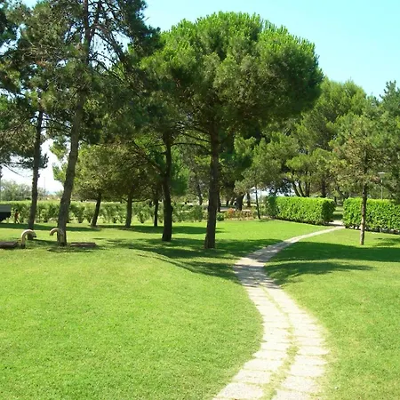 Ferienhaus Fuer 4 Personen Ca 30 Qm In Bibione, Adriakueste Italien Und Umgebung Holiday home *
